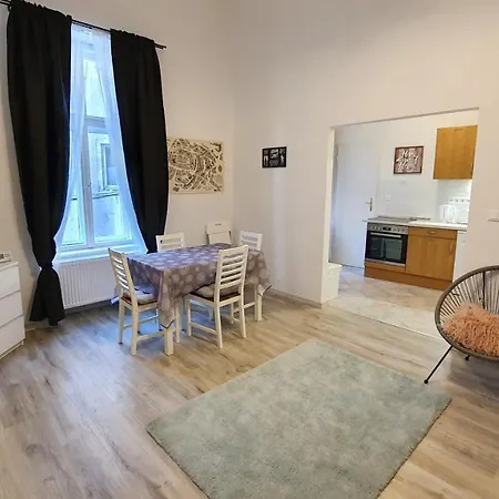 Elokapu ショプロン